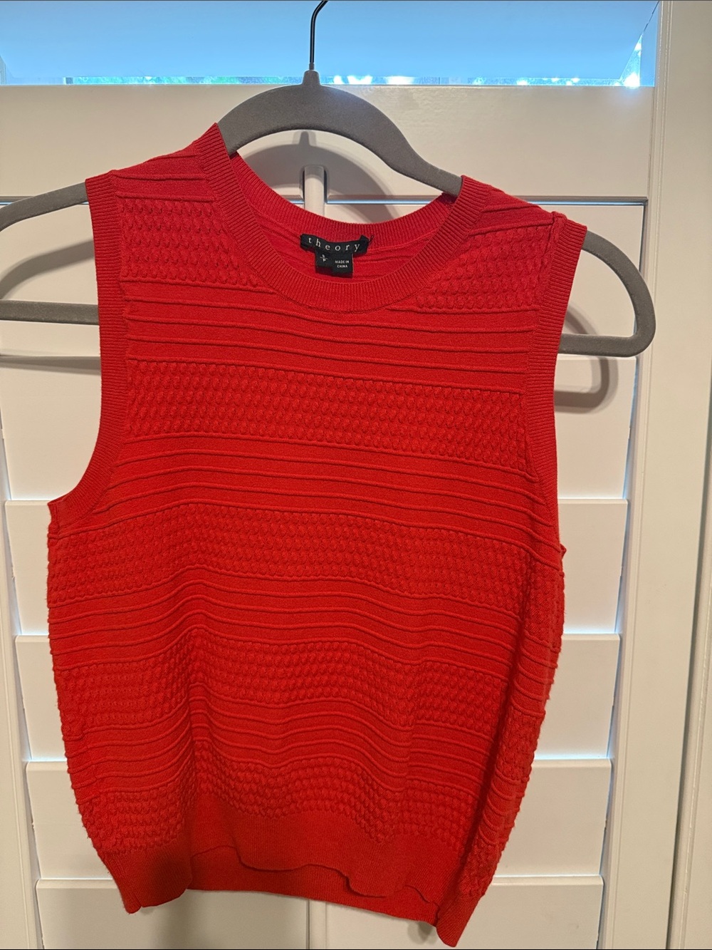 Theory Red Textured Knit Sleeveless Top